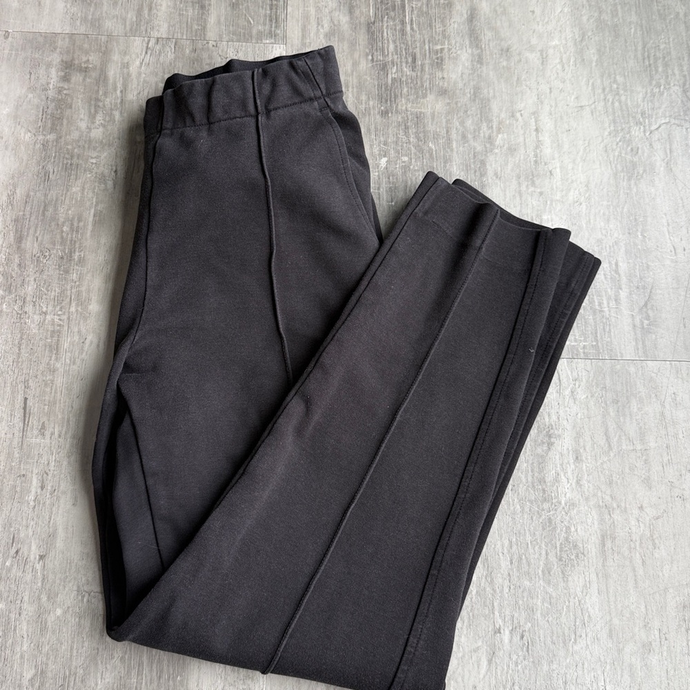 Everlane women’s Dream Pant